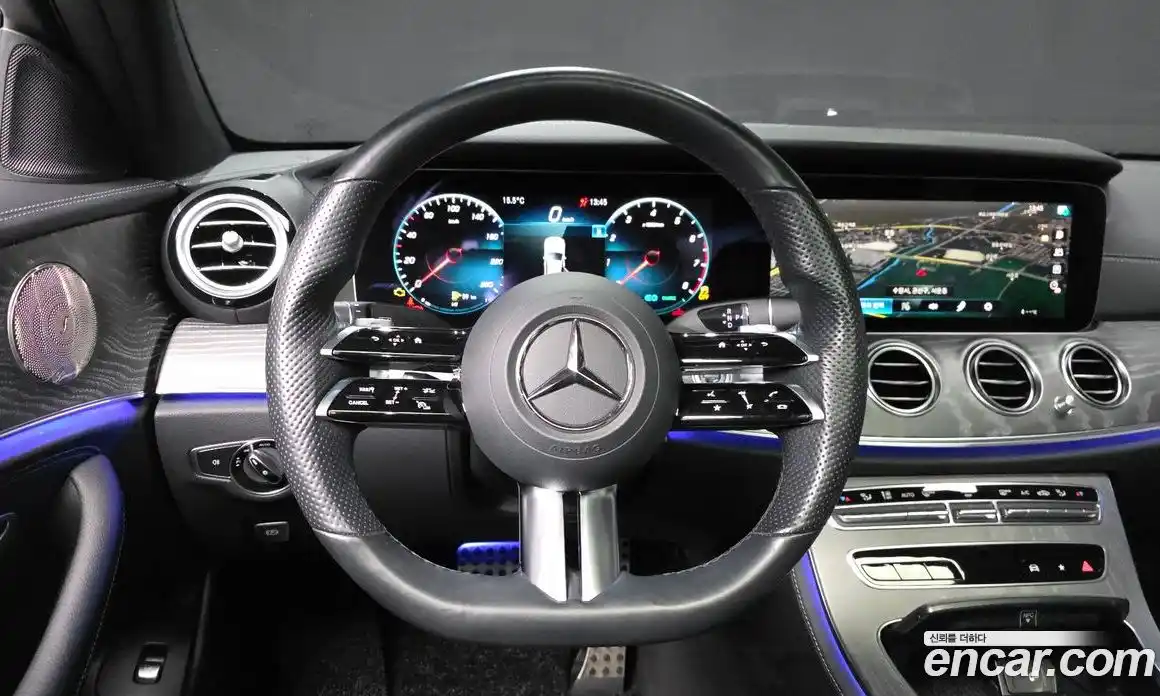 Mercedes-Benz E-Class 2022 2.0 гидро, фото 13