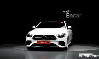Mercedes-Benz E-Class 2022 2.0 гидро, миниатюра 3