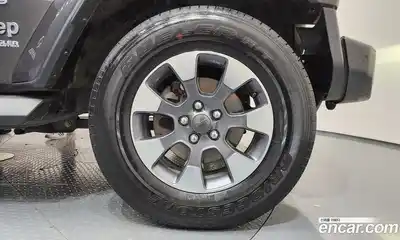 Jeep Wrangler 2021 2.0 гидро в Москве № 862892, миниатюра 5