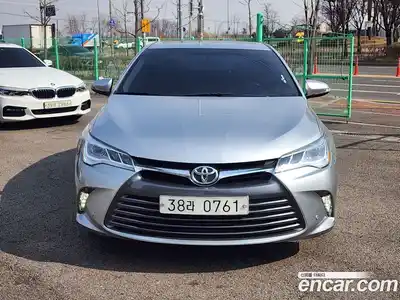 Toyota Camry, 2015