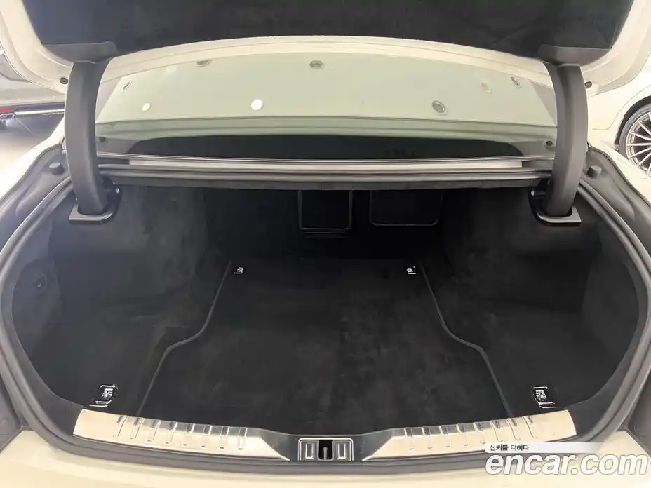 Bentley Flying Spur 2021 4.0 гидро в Москве № 864200, фото 19