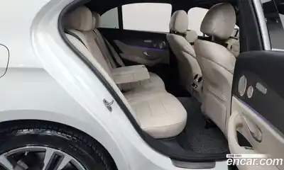 Mercedes-Benz E-Class 2022 2.0 гидро, миниатюра 11