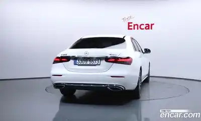 Mercedes-Benz E-Class 2022 2.0 гидро, миниатюра 3