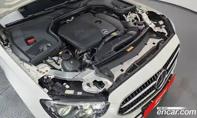 Mercedes-Benz E-Class 2022 2.0 гидро, миниатюра 5