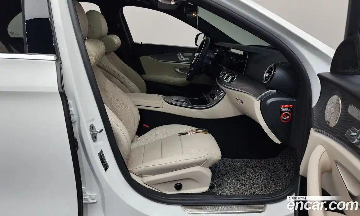 Mercedes-Benz E-Class 2022 2.0 гидро, фото 10
