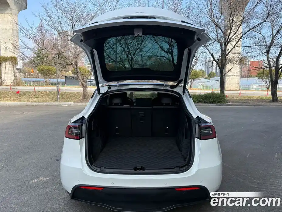 Tesla Model Y 2021 0.2 гидро в Москве № 895701, фото 11