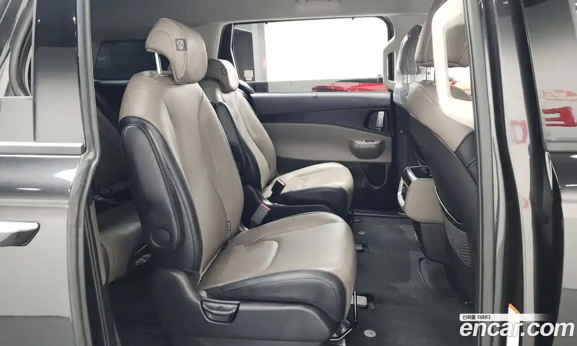 Kia Canival 2025 3.5 Автомат в Москве № 928521, фото 12