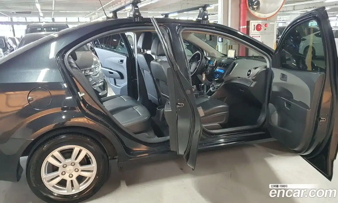 Chevrolet Aveo 2015 1.4 Механическая в Москве № 936793, фото 20