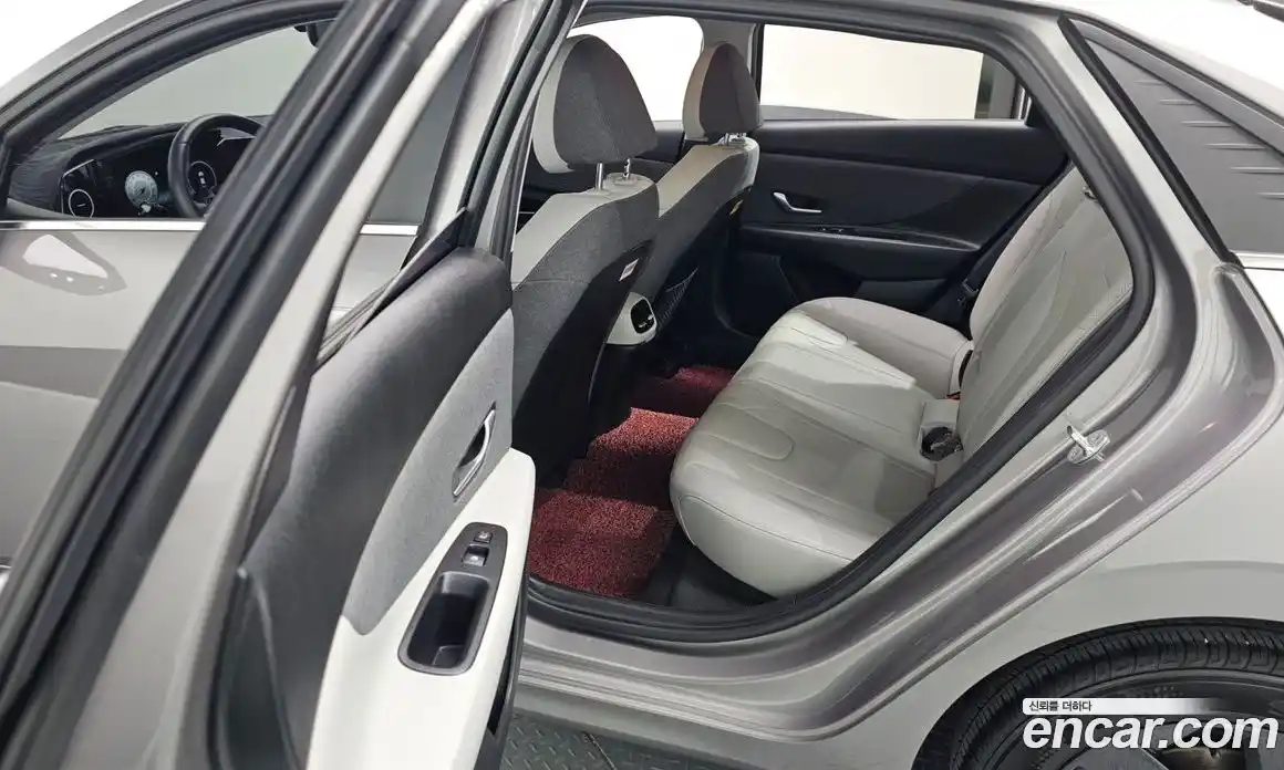 Hyundai Avante 2021 1.6 Автомат в Москве № 970772, фото 13