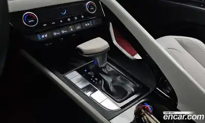 Hyundai Avante 2021 1.6 Автомат в Москве № 970772, миниатюра 9