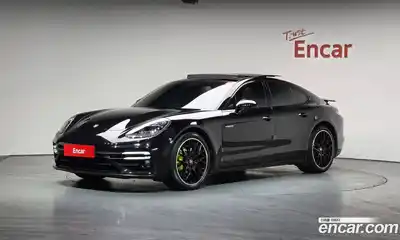 Porsche Panamera, 2021