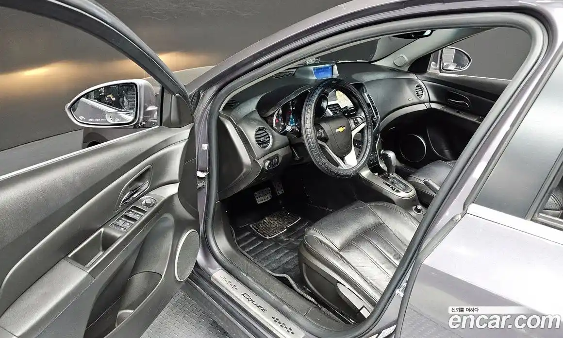 Chevrolet Cruze 2011 1.8 гидро в Москве № 974507, фото 11