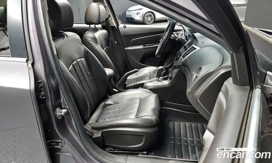 Chevrolet Cruze 2011 1.8 гидро в Москве № 974507, фото 10