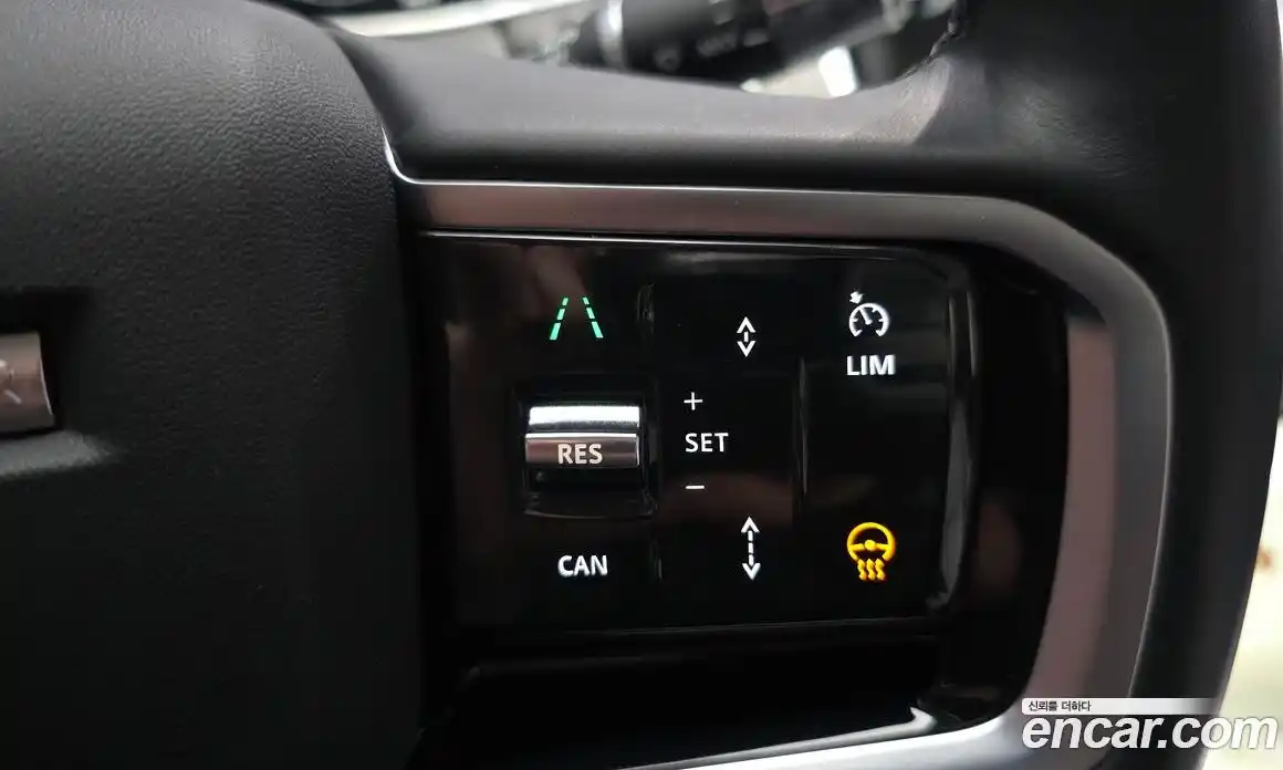Land Rover Range-Rover Evoque 2022 2.0 гидро в Москве № 975296, фото 18