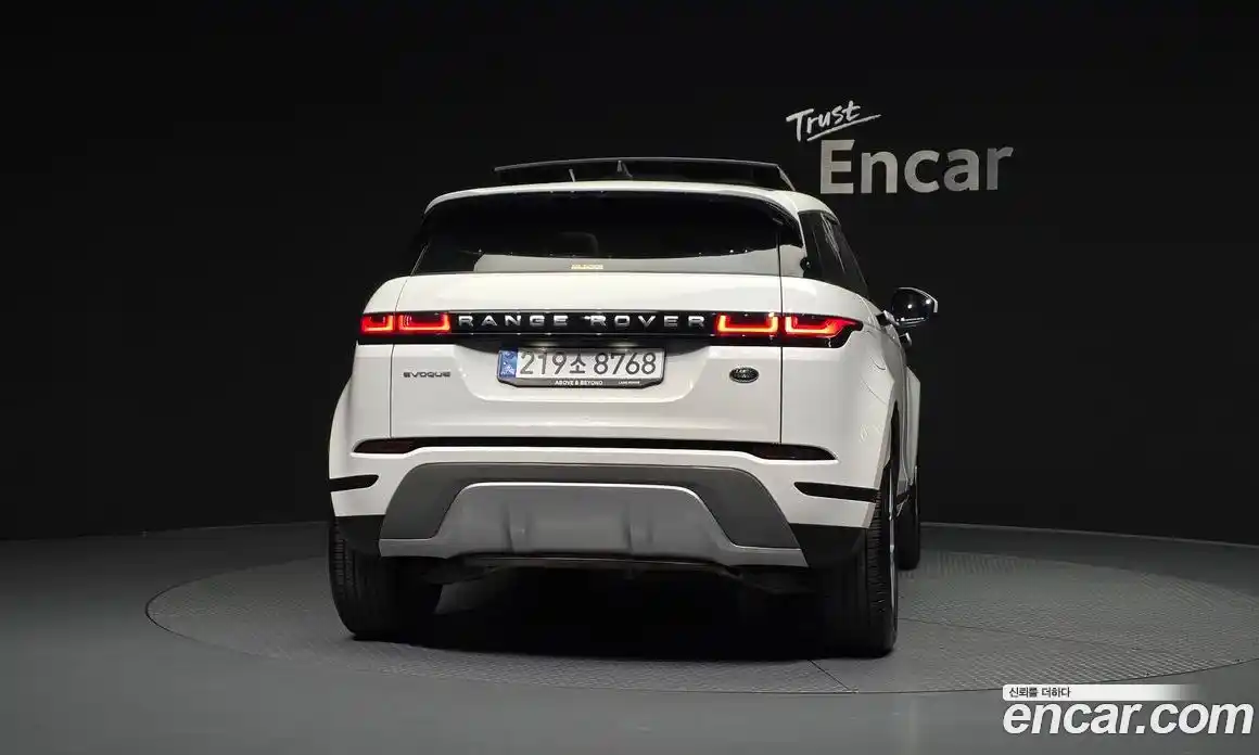 Land Rover Range-Rover Evoque 2022 2.0 гидро в Москве № 975296, фото 4