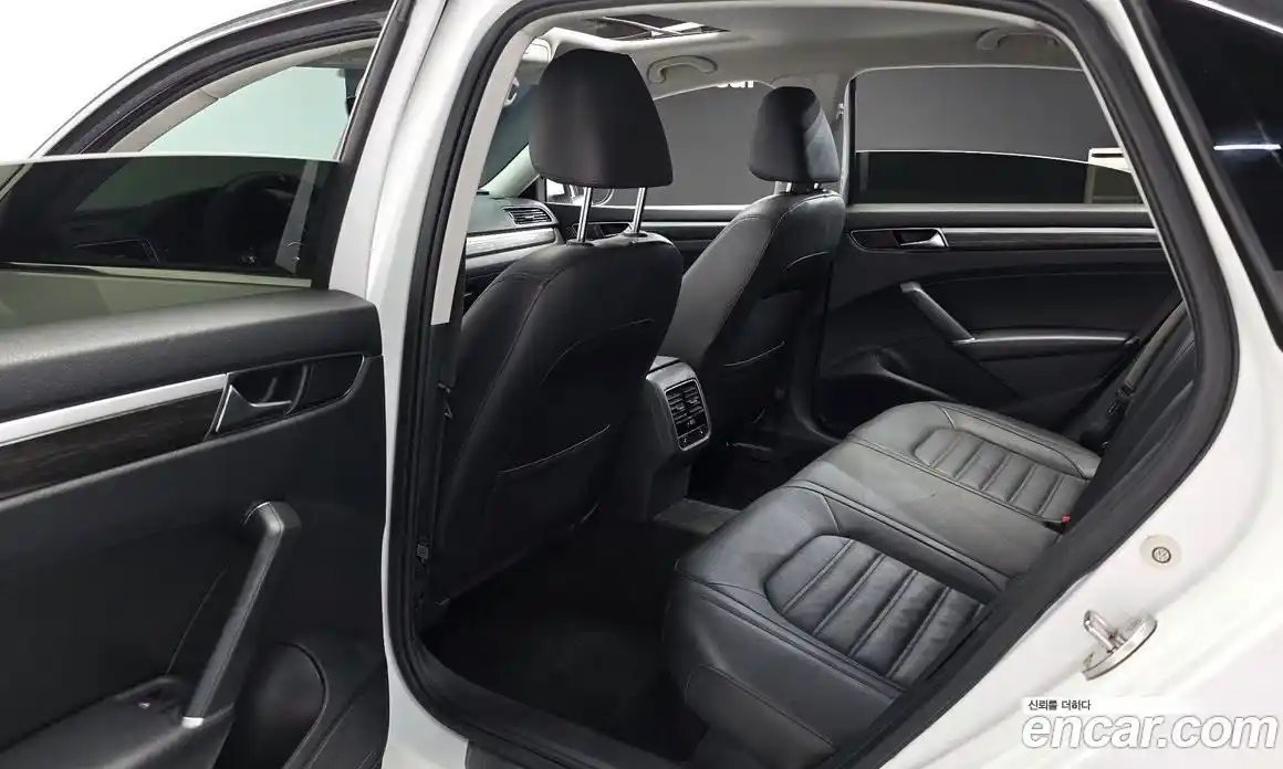 Volkswagen Passat 2018 2.0 гидро в Москве № 976070, фото 12