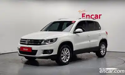 Volkswagen Tiguan, 2015