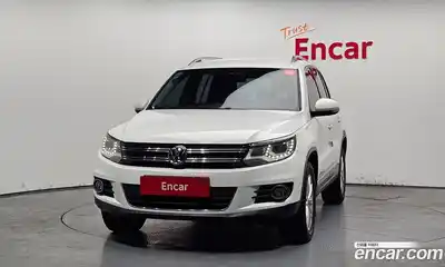 Volkswagen Tiguan 2015 2.0 гидро в Москве № 976188, миниатюра 3