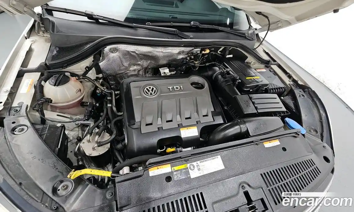 Volkswagen Tiguan 2015 2.0 гидро в Москве № 976188, фото 6