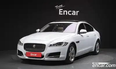 Jaguar XF, 2018