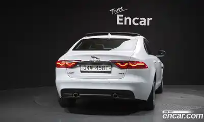 Jaguar XF 2018 2.0 гидро в Москве № 976492, миниатюра 4