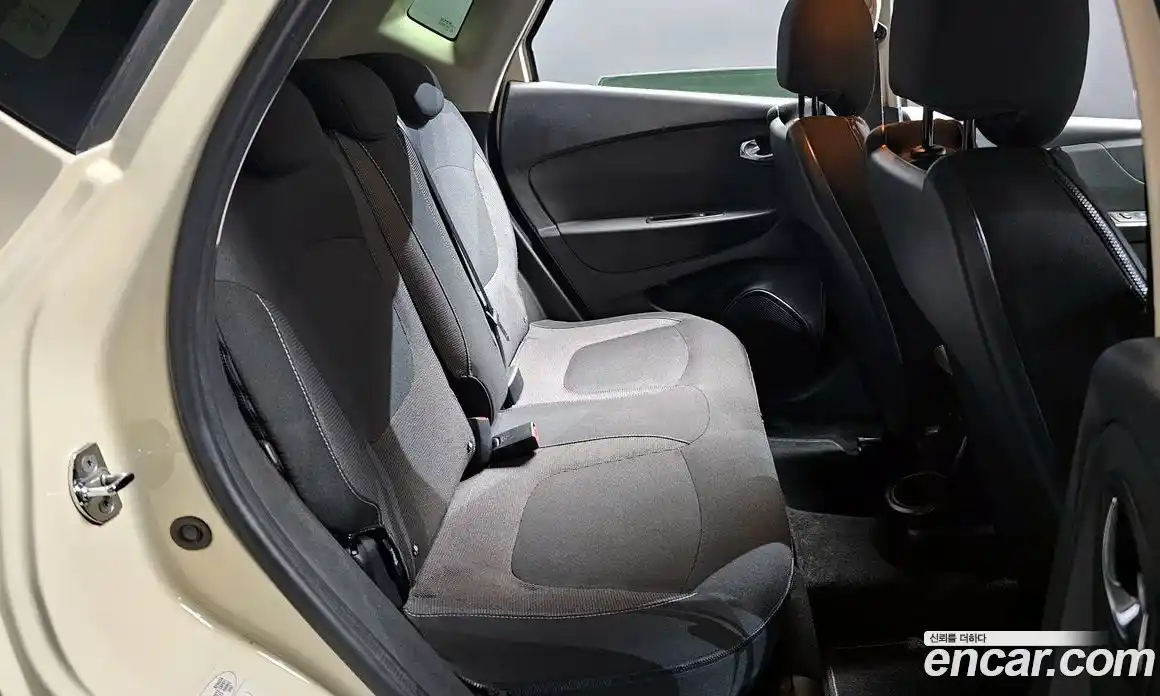 Renault QM3 2015 1.5 Автомат в Москве № 1000532, фото 12