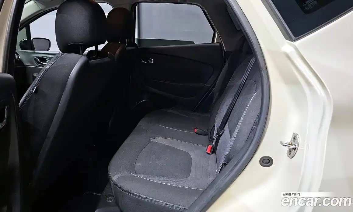 Renault QM3 2015 1.5 Автомат в Москве № 1000532, фото 13