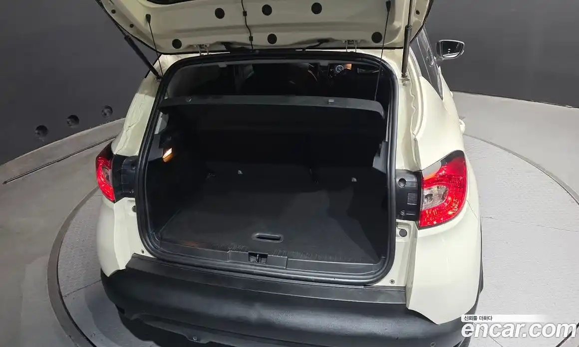 Renault QM3 2015 1.5 Автомат в Москве № 1000532, фото 20