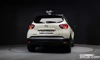 Renault QM3 2015 1.5 Автомат в Москве № 1000532, миниатюра 4