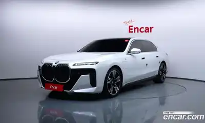 BMW 7-Series 750e xDrive M 스포츠