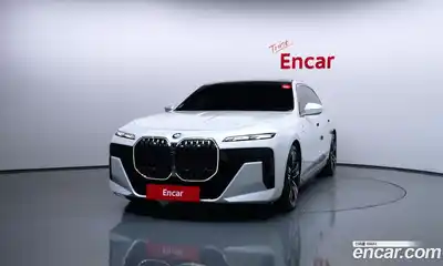 BMW 7-Series 2023 3.0 Автомат в Москве № 1001056, миниатюра 3