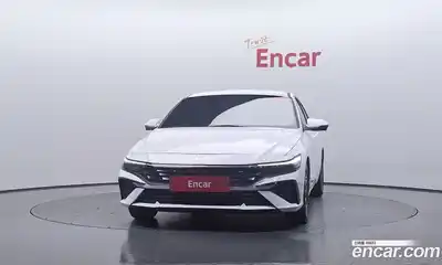 Hyundai Avante 2023 1.6 Автомат в Москве № 1001808, миниатюра 3