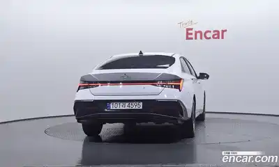 Hyundai Avante 2023 1.6 Автомат в Москве № 1001808, миниатюра 4