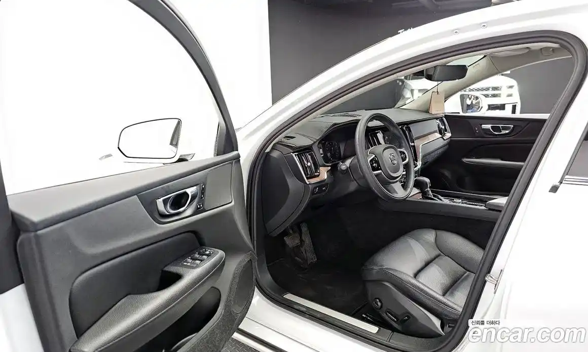 Volvo S60 2020 2.0 гидро в Москве № 1002701, фото 11