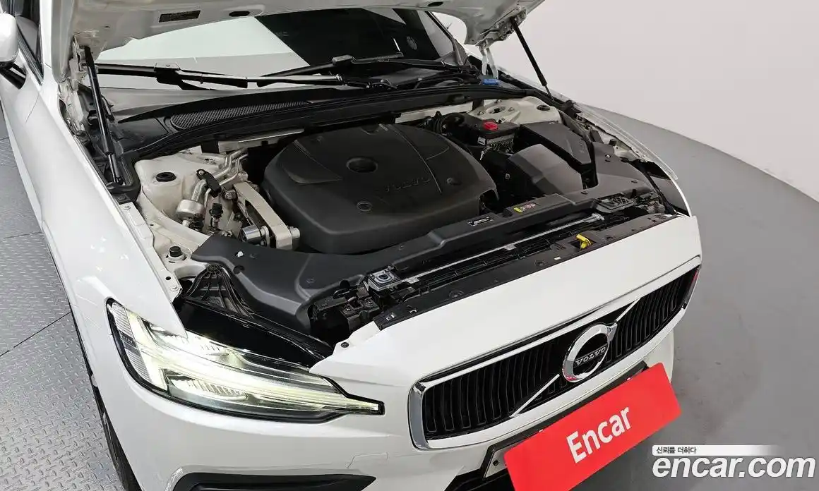 Volvo S60 2020 2.0 гидро в Москве № 1002701, фото 6