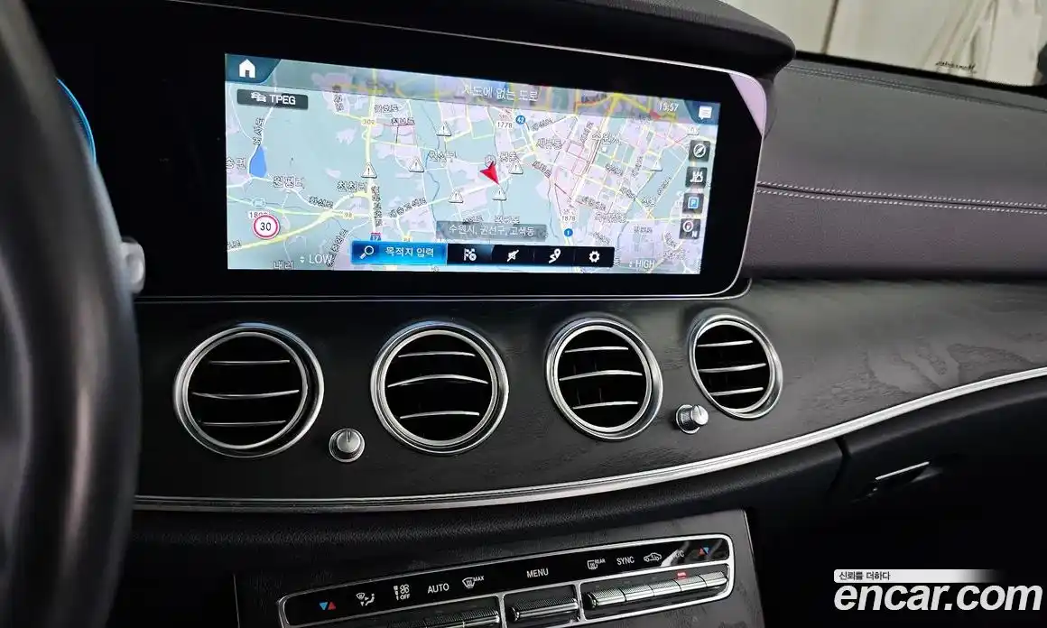 Mercedes-Benz E-Class 2022 2.0 гидро, фото 14