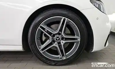 Mercedes-Benz E-Class 2022 2.0 гидро, миниатюра 5