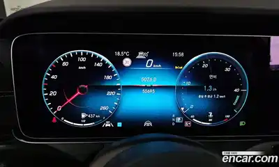 Mercedes-Benz E-Class 2022 2.0 гидро, миниатюра 8
