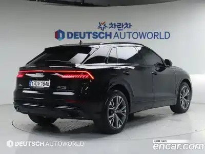 Audi Q8 2022 3.0 Автомат в Москве № 1008234, миниатюра 2