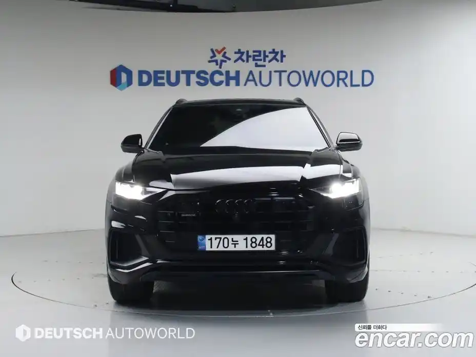 Audi Q8 2022 3.0 Автомат в Москве № 1008234, фото 3