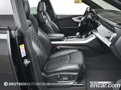 Audi Q8 2022 3.0 Автомат в Москве № 1008234, миниатюра 10