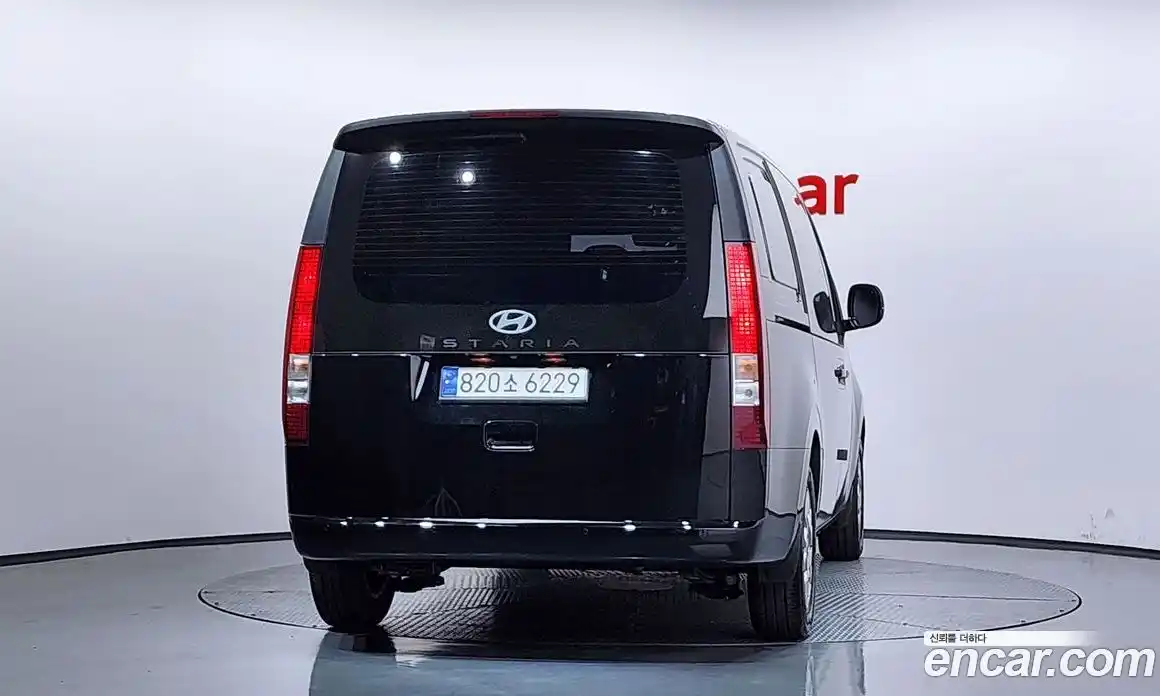 Hyundai Staria 2024 1.6 Автомат в Москве № 1008771, фото 4