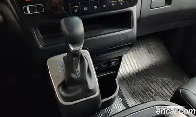 Hyundai Staria 2024 1.6 Автомат в Москве № 1008771, миниатюра 9