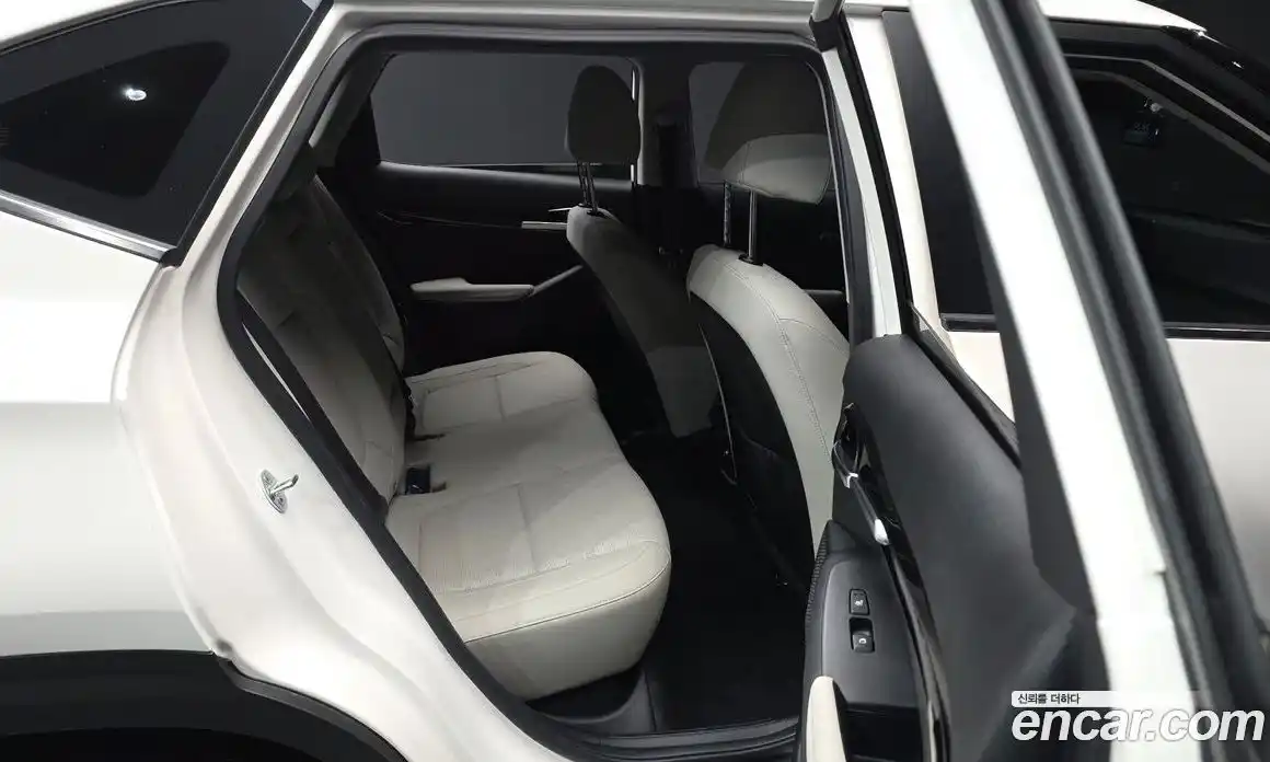 Kia Seltos 2020 1.6 Автомат в Москве № 1009150, фото 12