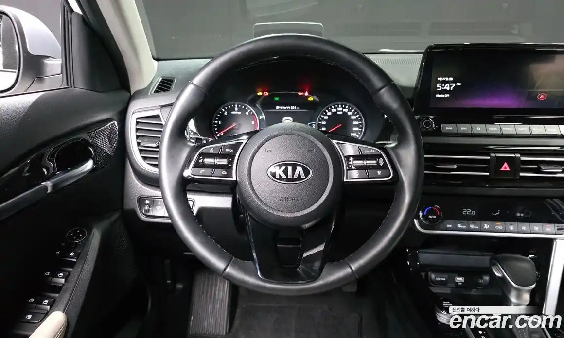 Kia Seltos 2020 1.6 Автомат в Москве № 1009150, фото 13