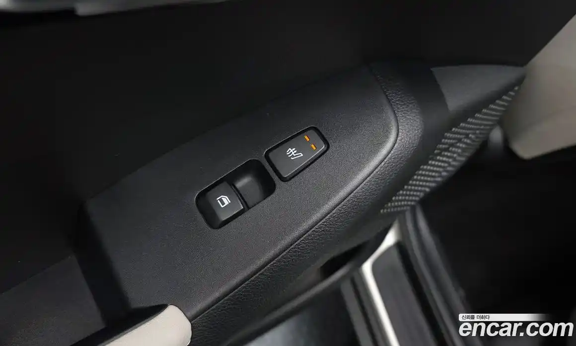 Kia Seltos 2020 1.6 Автомат в Москве № 1009150, фото 19