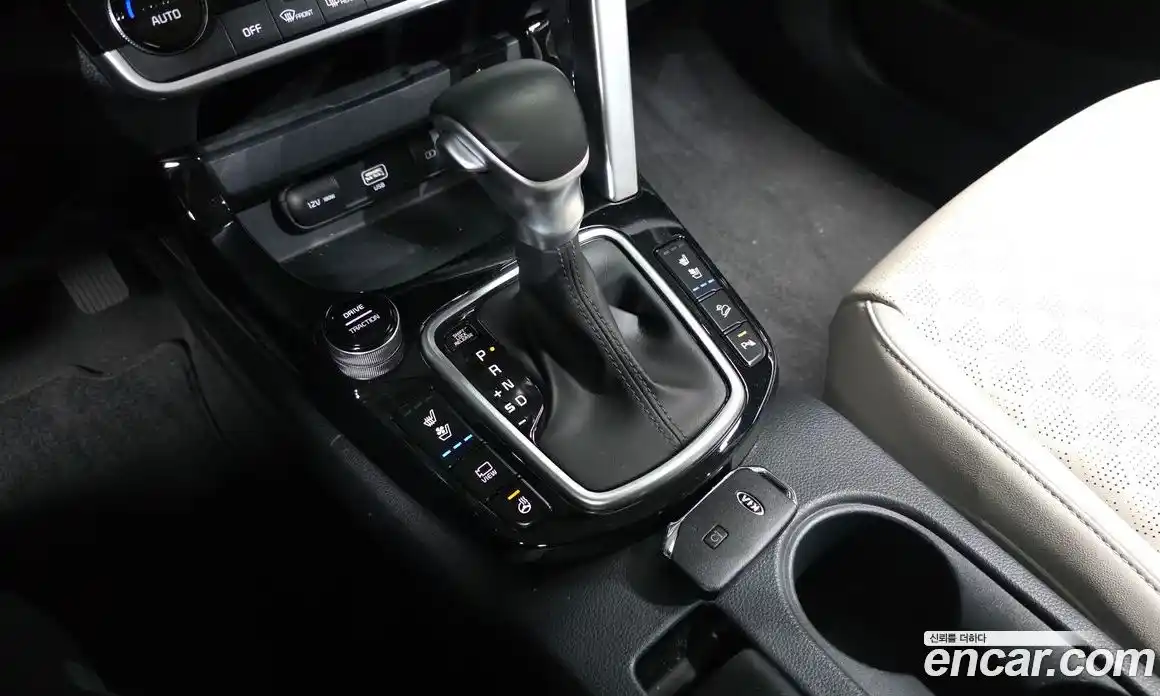 Kia Seltos 2020 1.6 Автомат в Москве № 1009150, фото 9