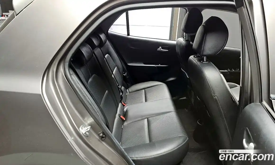 Kia Morning 2017 1.0 Автомат в Москве № 1009756, фото 11