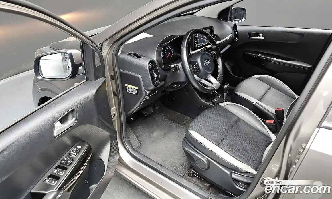 Kia Morning 2017 1.0 Автомат в Москве № 1009756, фото 12