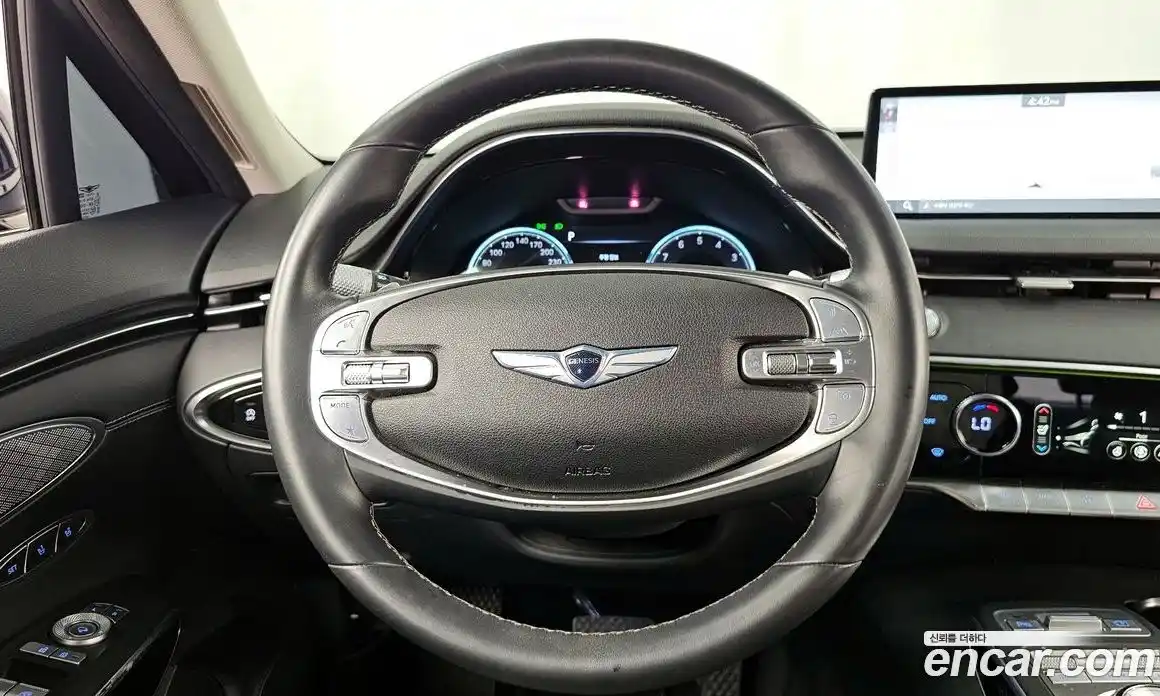 Genesis GV70 2021 2.5 Автомат в Москве № 1009973, фото 13